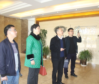 《當代江西》雜志社副總編冷毛玉等一行蒞臨仙客來考察調(diào)研